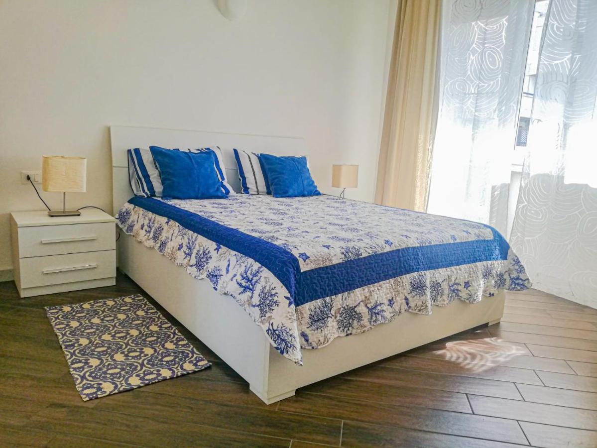 Appartamento Azzurro Mare 세스트리레반떼 외부 사진